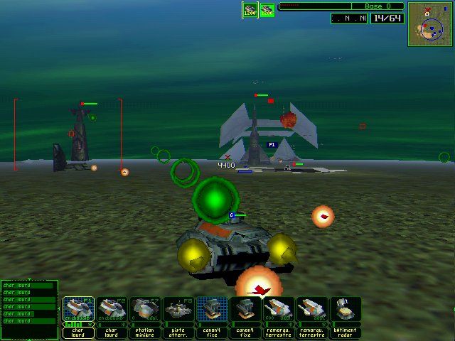 Armor Command (Windows) screenshot: Heavy tank attacking an enemy base.
